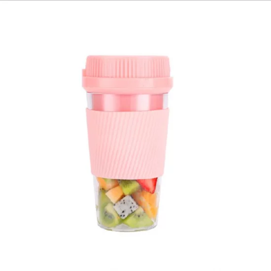 Mini Mixeur de Fruits Portatif et rechargeable avec USB Mini Mixeur de Fruits Portatif et rechargeable avec USB