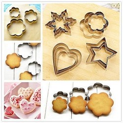 Moule à Gâteau ou emporte pièces - Lot de 12 mini  Pièces